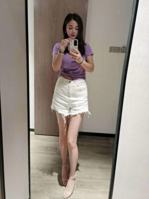妙龄大波美女