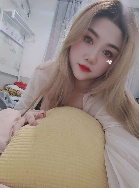 新人燕塘朵朵